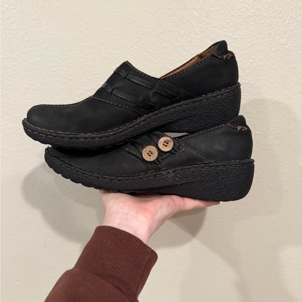 Clarks Black Mules with Brown Accents 11M - Picture 3 of 6